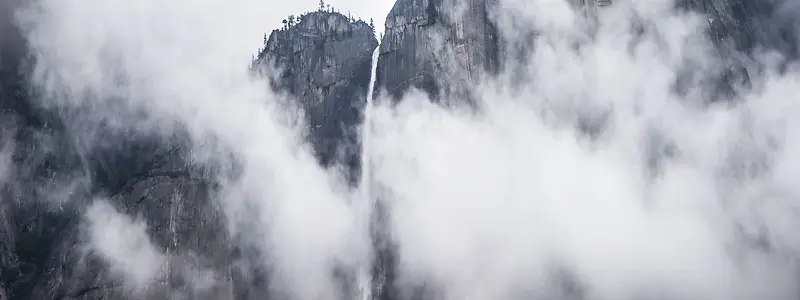 中国风山雾背景