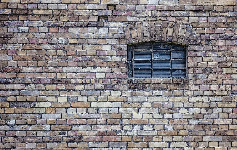 石砖老窗口背景