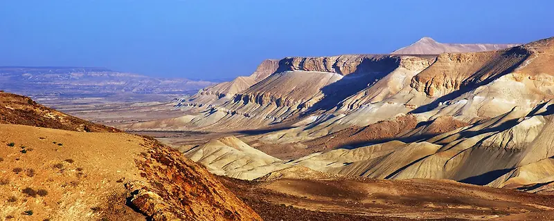 黄昏沙漠峡谷背景