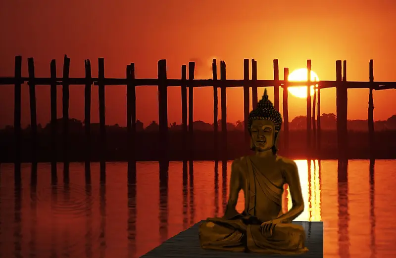 日落下的佛祖背景