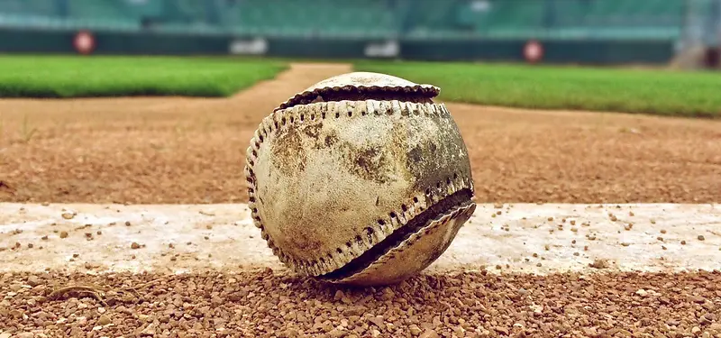 老旧棒球