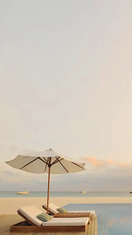 太阳伞大海海边H5背景
