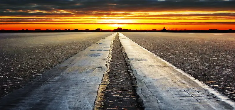 唯美公路夕阳