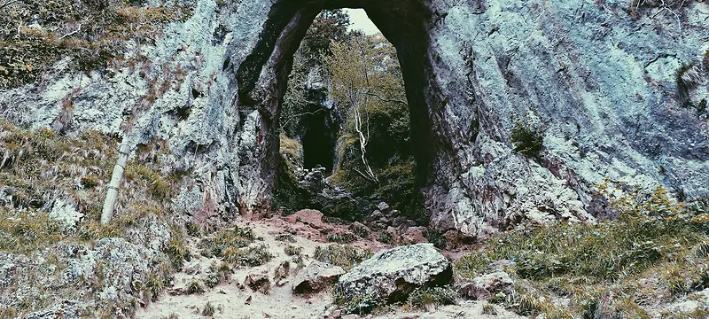 山洞背景