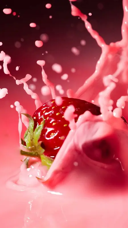简约唯美草莓美食H5背景
