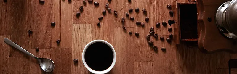 咖啡咖啡豆木桌背景