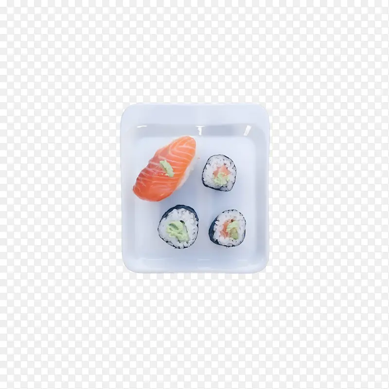 一小碟生鱼片寿司