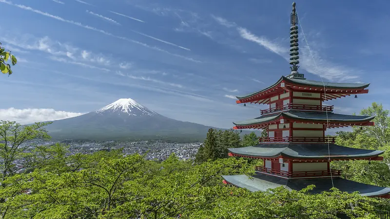 日式建筑 富士山 蓝天 森林