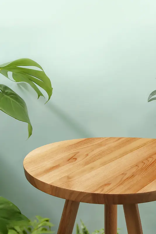 木桌绿植台面